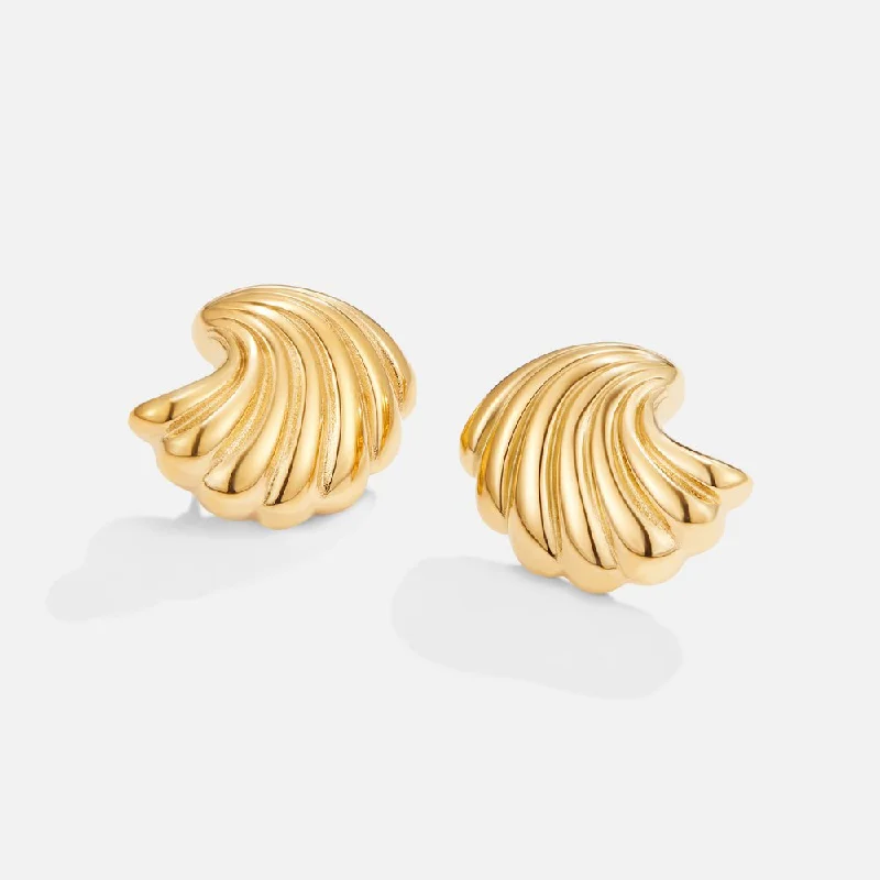 Best hoop earrings with delicate chain details for a trendy and stylish design-18K Gold Shell Earrings