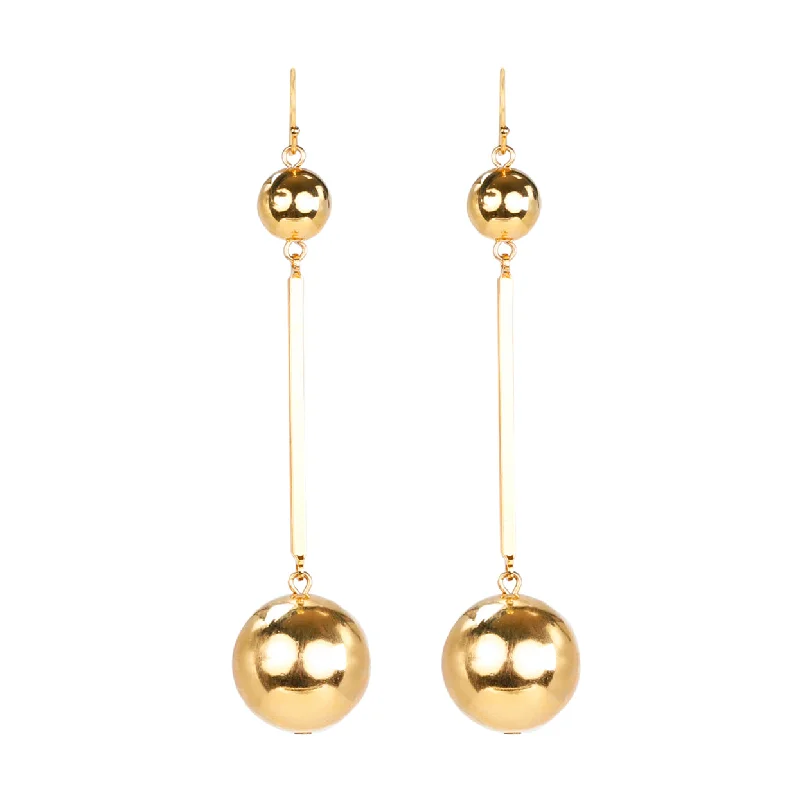 Hoop earrings with textured gold for a refined and sophisticated aesthetic-Grand Earrings