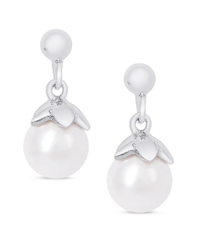 Best hoop earrings with vintage-style detailing for a nostalgic and timeless look-Freshwater Pearl Dangle Earrings in Sterling Silver