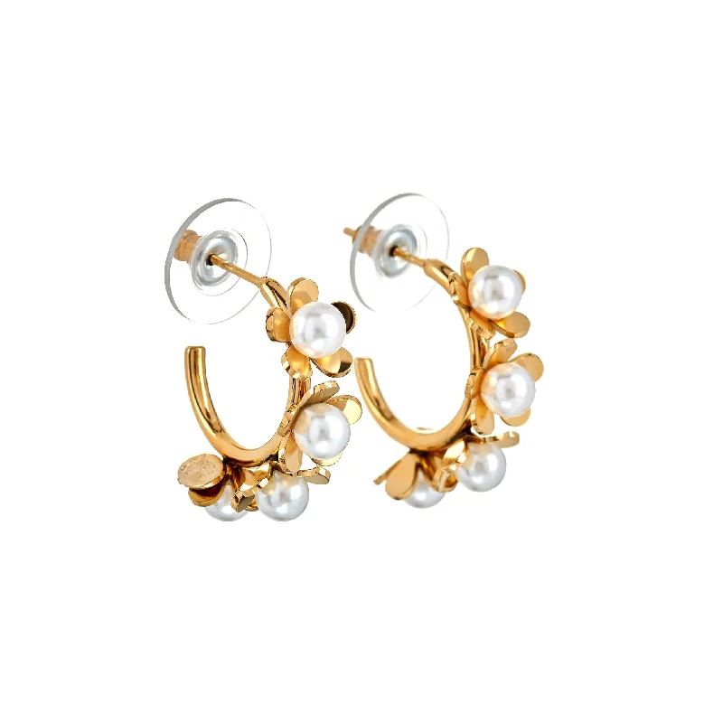 Best hoop earrings with custom engravings for a personalized and meaningful gift-Gold Hoop Earrings with Pearl Flowers