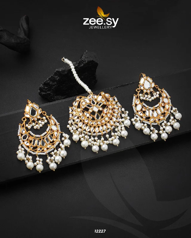 Medium hoop earrings for an everyday look with the perfect balance of style-Kundan Bindiya Earrings