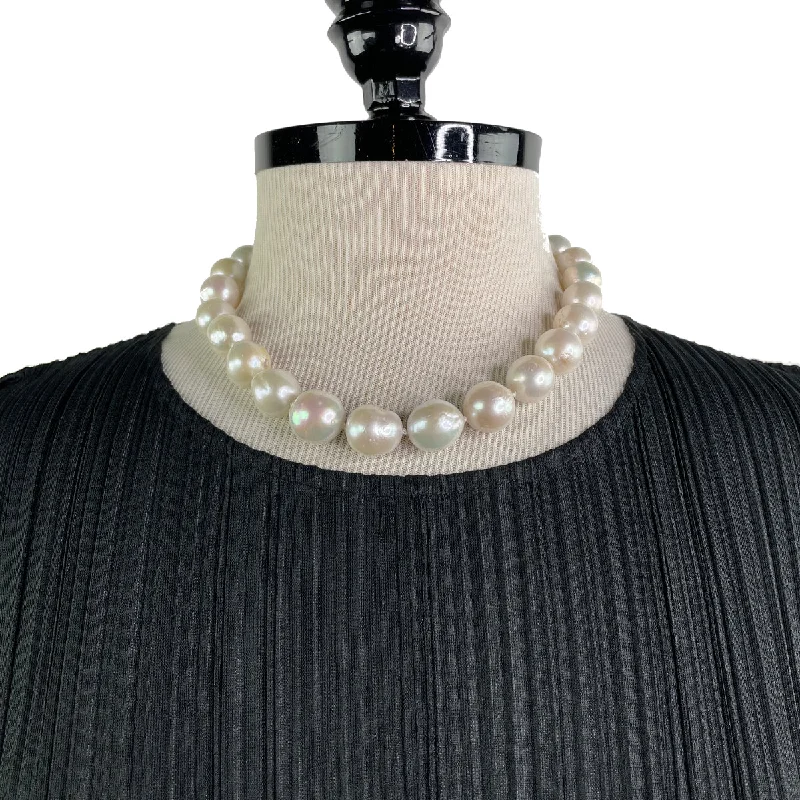 Best necklaces and pendants with butterfly wings for a delicate, graceful style-FRESH WATER PEARL CHOKER