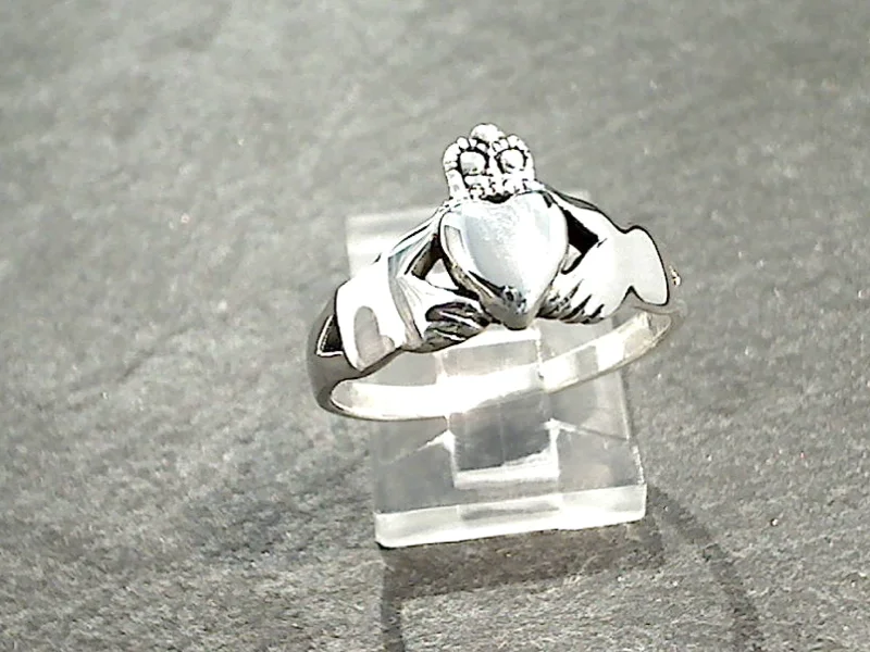 Women’s rings with raw citrine for charm -Size 5.5 Sterling Silver Claddagh Ring