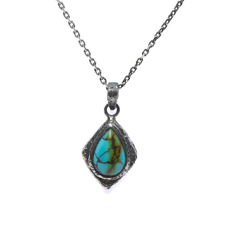 Stylish necklaces and pendants with diamonds for a glamorous and elegant look-Turquoise Pearl Necklace