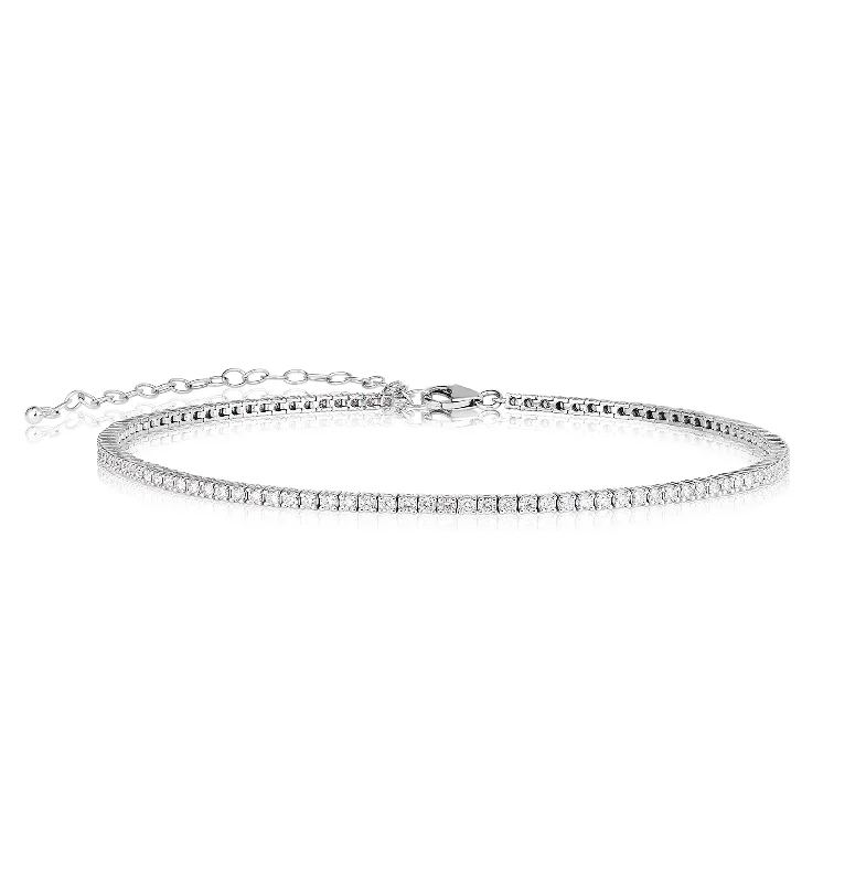 Necklaces and pendants with abstract shapes for a modern, creative appearance-Sabel Collection White Gold Round Diamond Choker Necklace