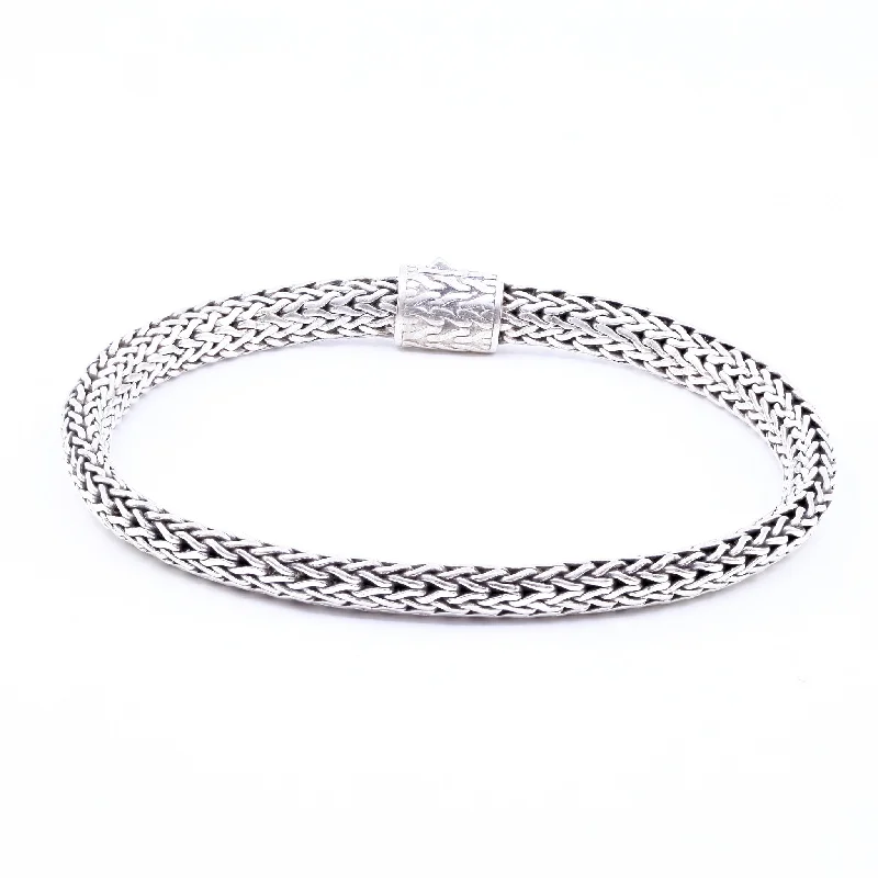 Best bangle bracelets with pearls and crystals for a glamorous and sophisticated look-ESTATE JOHN HARDY STERLING SILVER 6.25MM CLASSIC CHAIN BRACELET